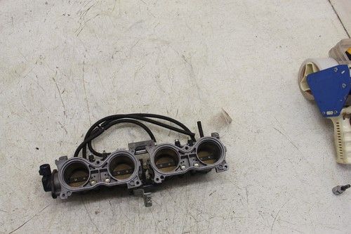 2003 HONDA CBR954RR OEM MAIN FUEL INJECTORS / THROTTLE BODIES G1