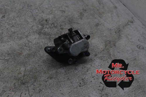 03-09 SUZUKI BURGMAN 650 AN650 SKYWAVE OEM RIGHT FRONT BRAKE CALIPER C23
