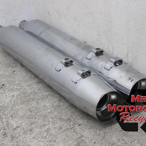 17-20 HARLEY-DAVIDSON SOFTAIL FLT OEM MUFFLER EXHAUST HARFLT/1746-1868 Q